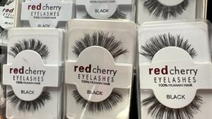 Eye lashes